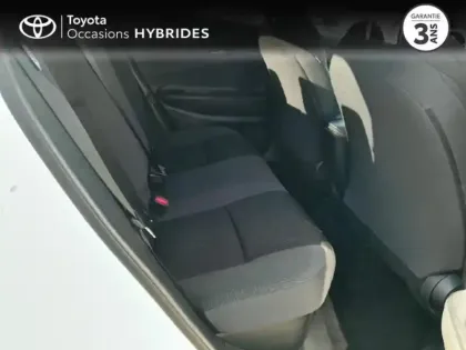 Photo 6 Toyota C-HR  2.0 Hybride 200ch Design MY25