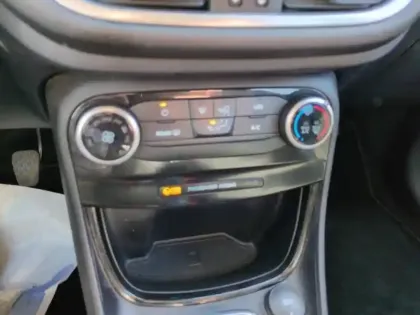 Photo 8 Ford Puma  1.0 Flexifuel 125ch S&S mHEV Titanium