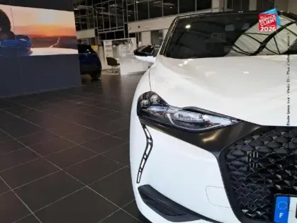 Photo 12 DS DS 3  Crossback PureTech 130ch Performance Line + Automatique 7cv