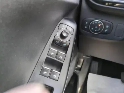 Photo 12 Ford Puma  1.0 EcoBoost 125ch mHEV Titanium DCT7