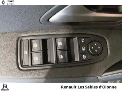 Photo 13 Dacia Duster  1.6 hybrid 140ch Journey