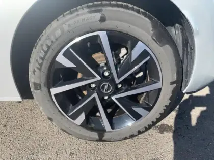 Photo 8 Opel Corsa  1.2 Turbo 100ch GS