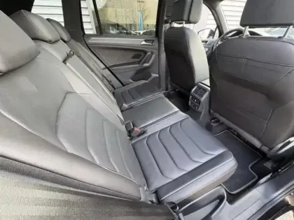 Photo 11 Volkswagen Tiguan  2.0 TDI 150ch R-Line Exclusive DSG7