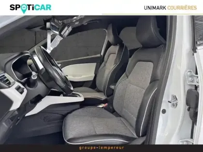 Photo 8 Renault Clio Gén. V (BJA) Ph1 Première Edition 5