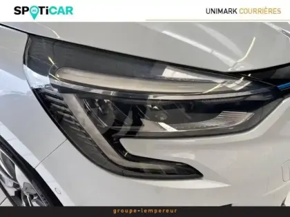 Photo 18 Renault Clio  1.6 E-Tech 140ch Première Edition