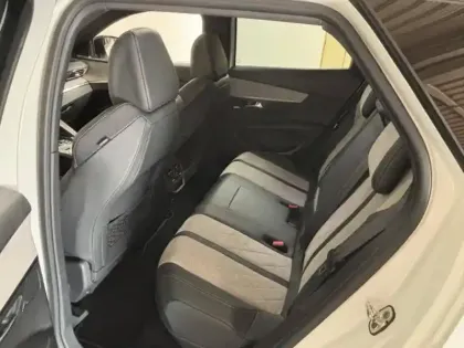 Photo 8 Peugeot 3008  HYBRID4 300ch GT e-EAT8