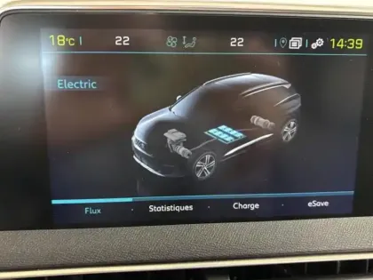 Photo 11 Peugeot 3008  HYBRID4 300ch GT e-EAT8