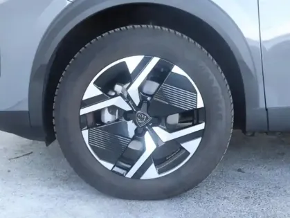 Photo 10 Peugeot 2008  1.2 PureTech 130ch S&S GT EAT8