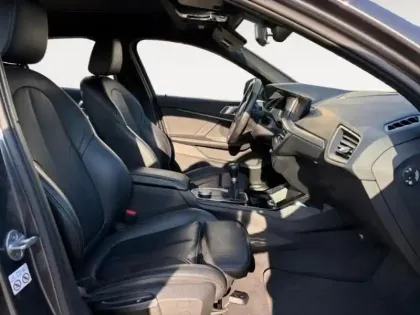 Photo 14 BMW Serie 1 Série 1 116d 116ch M Sport