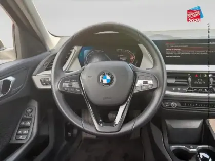 Photo 11 BMW Serie 1 Série 1 116iA 109ch Business Design DKG7