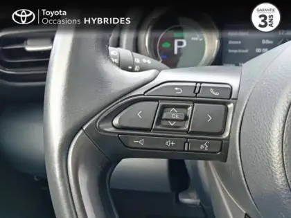 Photo 10 Toyota Yaris  116h Première 5p