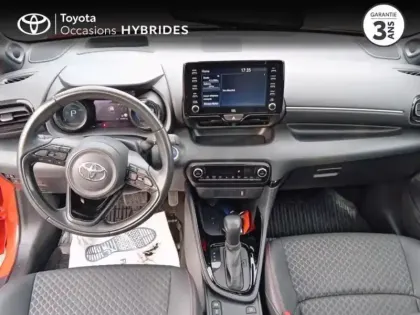 Photo 7 Toyota Yaris  116h Première 5p