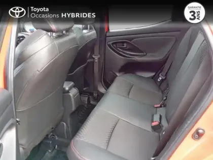 Photo 6 Toyota Yaris  116h Première 5p