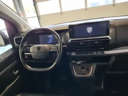 Photo 13 Peugeot Expert  Fg M 2.0 BlueHDi 180ch S&S EAT8