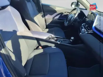 Photo 19 Toyota C-HR  122h Graphic 2WD E-CVT