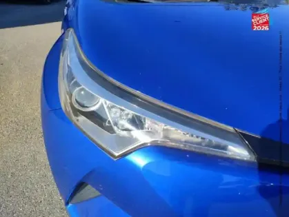 Photo 12 Toyota C-HR  122h Graphic 2WD E-CVT