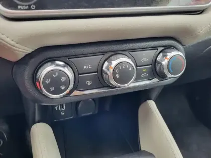 Photo 9 Nissan Micra Gén. V (K14) Ph1 Made In France 5