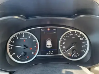 Photo 14 Nissan Micra Gén. V (K14) Ph1 Made In France 5