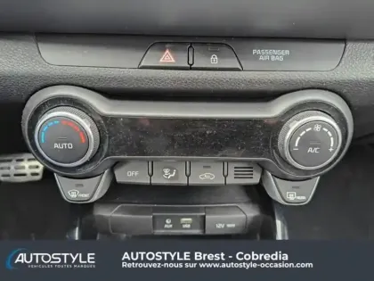 Photo 12 Kia Stonic  1.0 T-GDi 120ch ISG Design DCT7 Euro6d-T