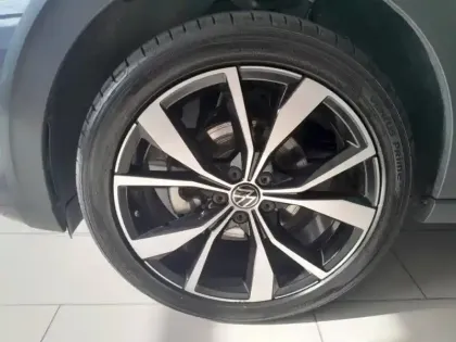 Photo 9 Volkswagen Taigo  1.0 TSI 116ch R-Line Edition DSG7