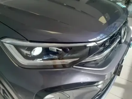 Photo 7 Volkswagen Taigo  1.0 TSI 116ch R-Line Edition DSG7