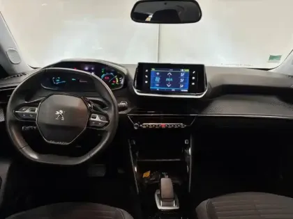 Photo 10 Peugeot 2008 Gén. II Ph1 NG Allure 5