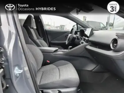 Photo 5 Toyota C-HR  2.0 Hybride Rechargeable 225ch Graphic MY26