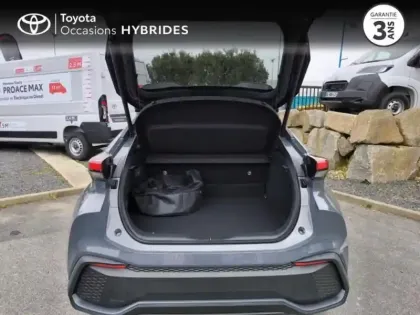 Photo 9 Toyota C-HR  2.0 Hybride Rechargeable 225ch Graphic MY26