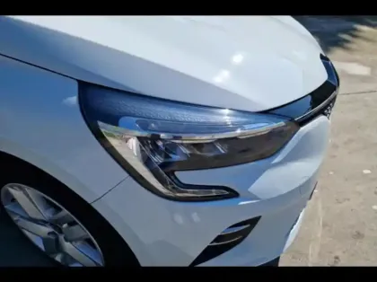 Photo 14 Renault Clio Gén. V (BJA) Ph1 NG Evolution 5