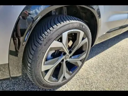 Photo 12 Renault Austral  1.2 E-Tech full hybrid 200ch Iconic esprit Alpine- 24