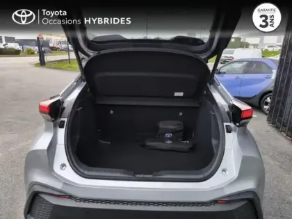 Photo 9 Toyota C-HR  1.8 Hybride 140ch Graphic MY26