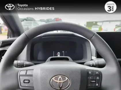 Photo 12 Toyota C-HR  1.8 Hybride 140ch Graphic MY26