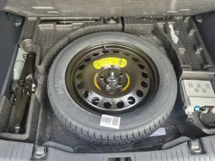 Photo 11 Ford Kuga  2.5 Duratec 180ch Hybrid FlexiFuel ST-Line X Powershift