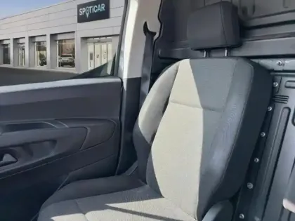 Photo 9 Peugeot Partner  Standard 650kg BlueHDi 100ch S&S BVM5 Asphalt