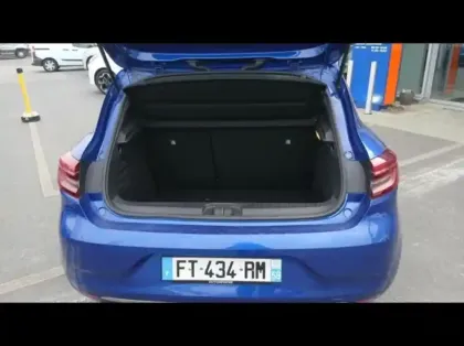 Photo 9 Renault Clio Gén. V (BJA) Ph1 Intens 5