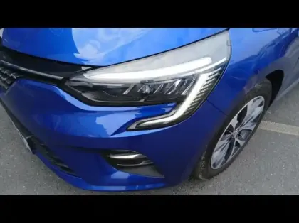 Photo 12 Renault Clio Gén. V (BJA) Ph1 Intens 5