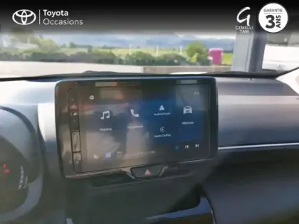 Photo 14 Toyota Yaris Gén. I Ph1 NG Dynamic 5