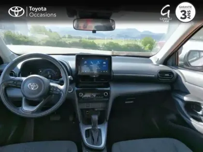 Photo 7 Toyota Yaris Gén. I Ph1 NG Dynamic 5