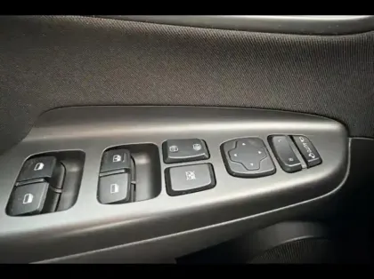 Photo 14 Hyundai Kona  1.6 GDi 141ch Hybrid Intuitive DCT-6