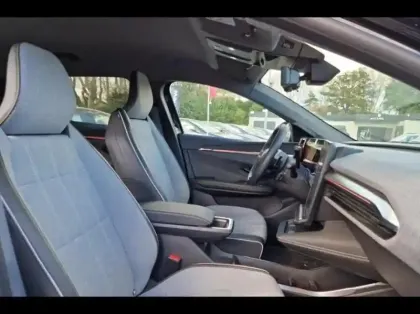 Photo 9 Renault Scenic  E-Tech Electric 220ch Techno grande autonomie -24