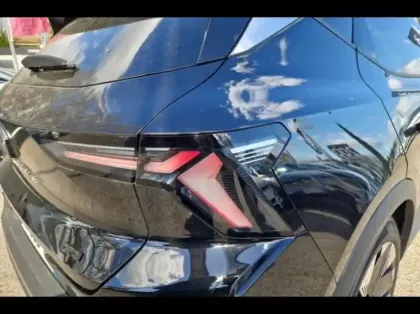 Photo 12 Renault Scenic  E-Tech Electric 220ch Techno grande autonomie -24