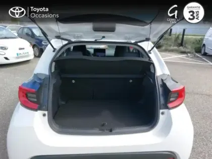 Photo 9 Toyota Yaris Gén. IV Ph1 NG Design 5