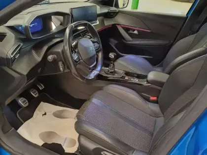 Photo 11 Peugeot 208  1.2 PureTech 100ch S&S GT Line