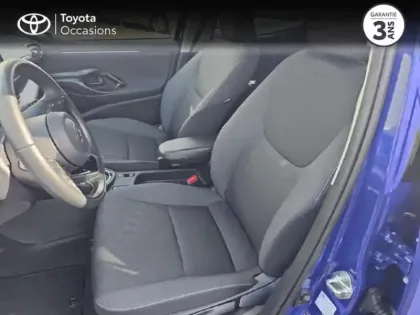 Photo 10 Toyota Yaris  116h Design 5p MC24