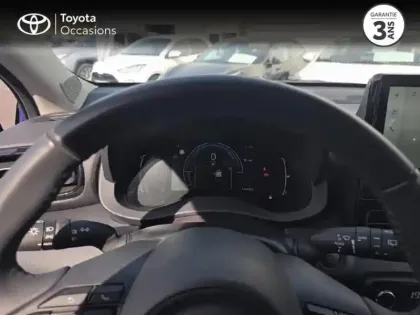 Photo 12 Toyota Yaris  116h Design 5p MC24
