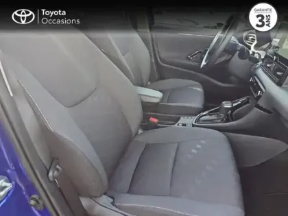 Photo 5 Toyota Yaris  116h Design 5p MC24