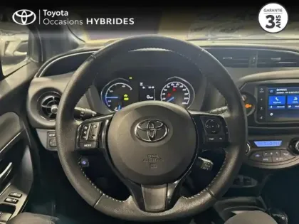 Photo 7 Toyota Yaris Gén. III Ph3 Collection Y20 5