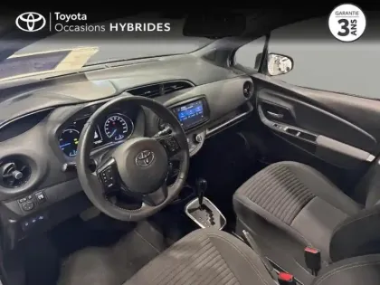 Photo 6 Toyota Yaris Gén. III Ph3 Collection Y20 5