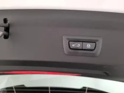 Photo 8 BMW Serie 1 Gén. IV (F70) Ph1 M Sport 5