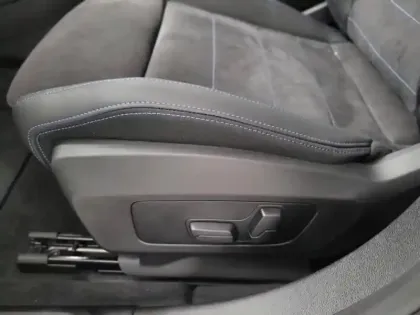 Photo 11 BMW Serie 1 Gén. IV (F70) Ph1 M Sport 5